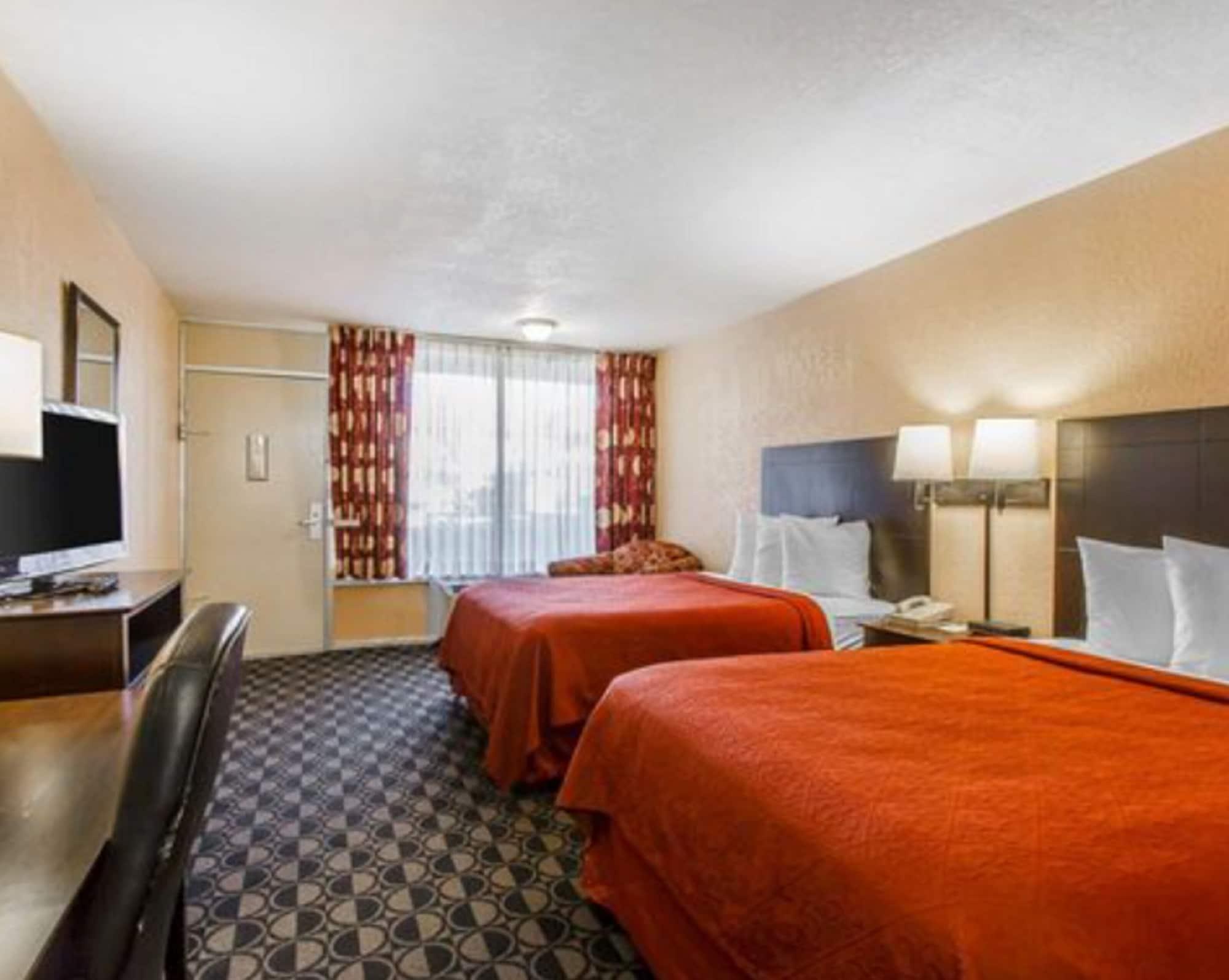 Quality Inn Ada Near University Extérieur photo