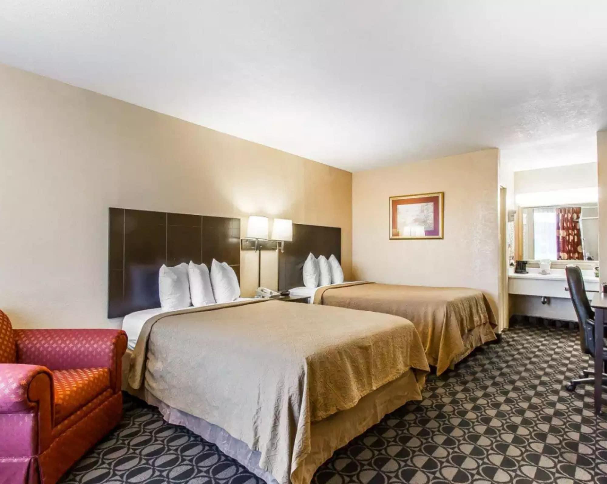 Quality Inn Ada Near University Extérieur photo
