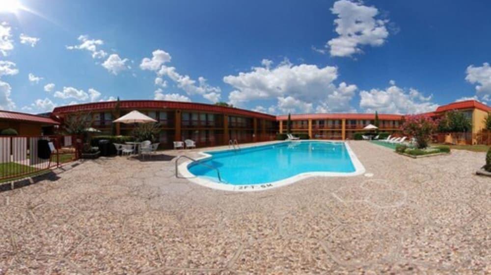 Quality Inn Ada Near University Extérieur photo