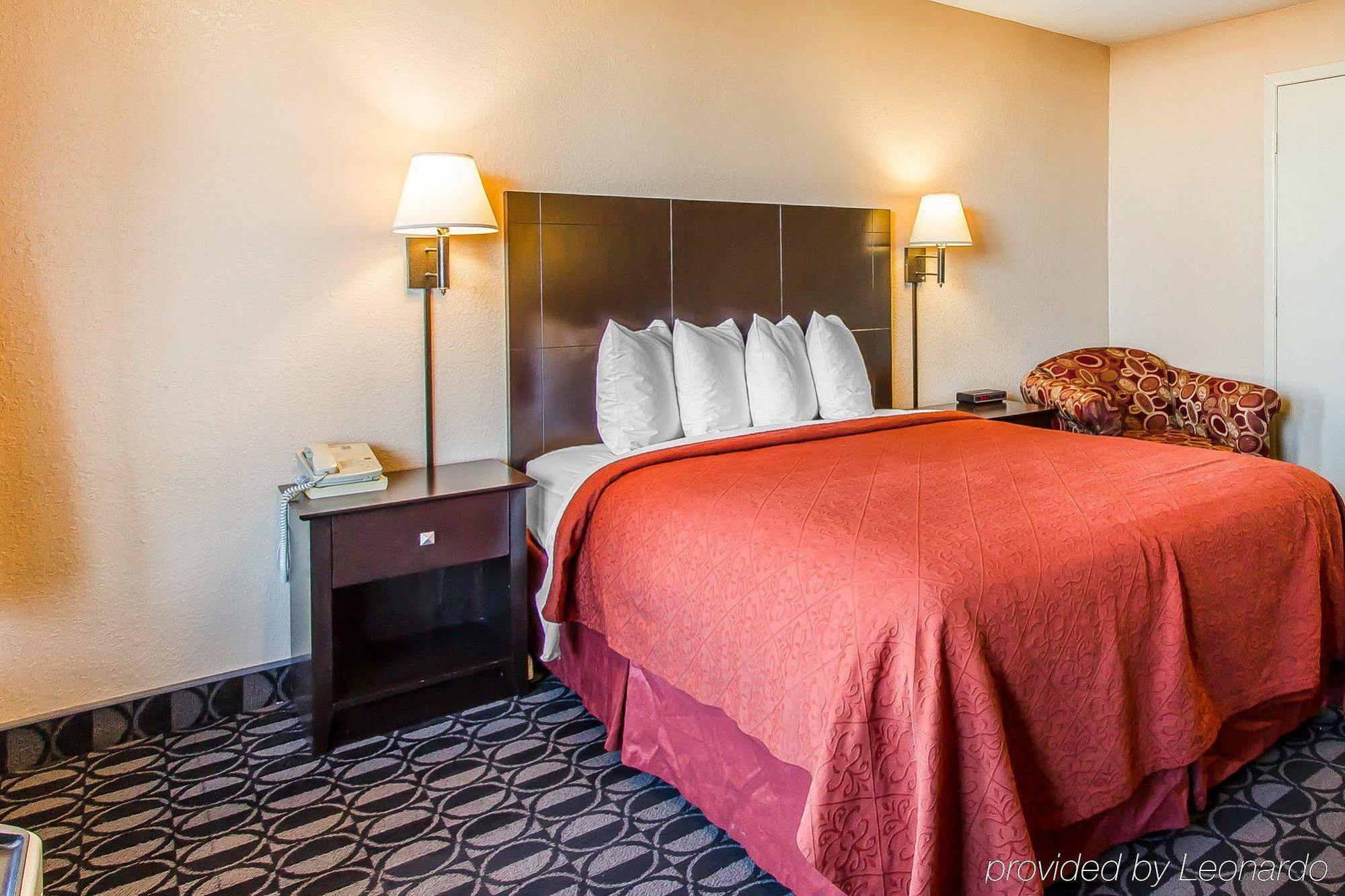 Quality Inn Ada Near University Extérieur photo