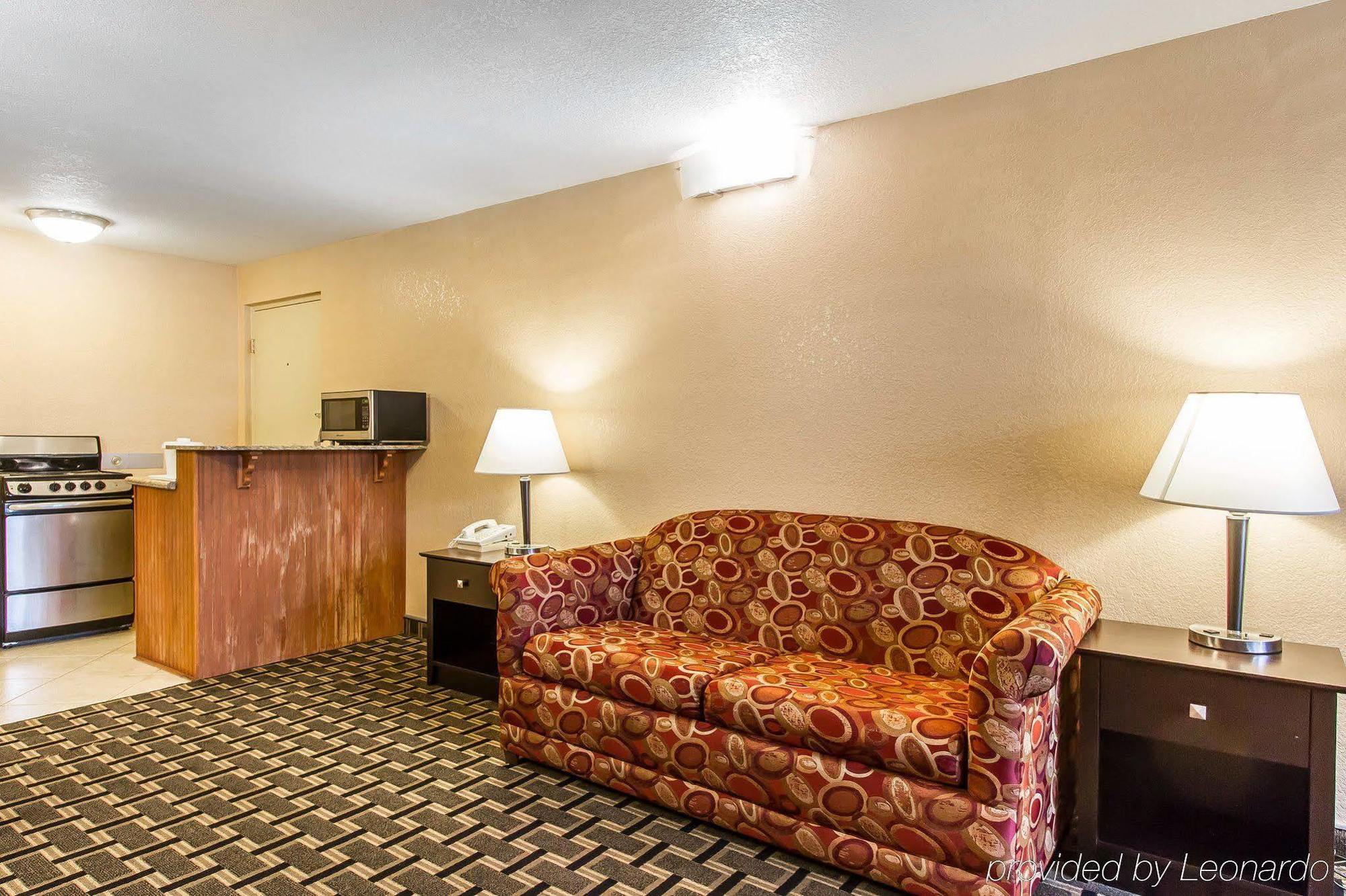 Quality Inn Ada Near University Extérieur photo